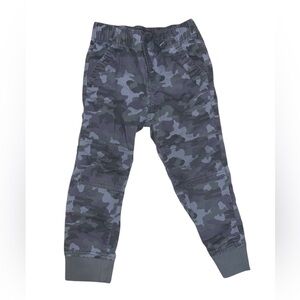 Cat & Jack 3T Green Camo Straight Leg Pants